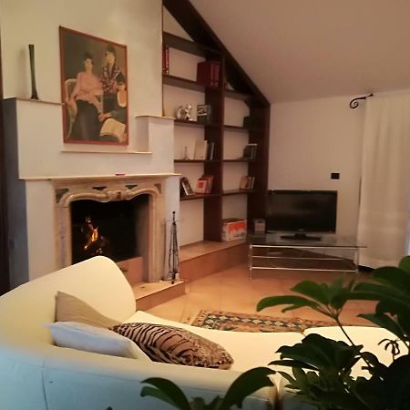 Le Ginestre Bed & Breakfast Caselle Torinese ภายนอก รูปภาพ