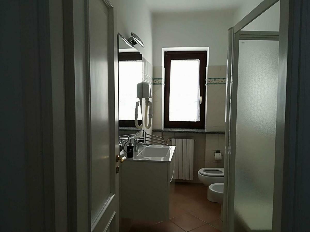Le Ginestre Bed & Breakfast Caselle Torinese ภายนอก รูปภาพ